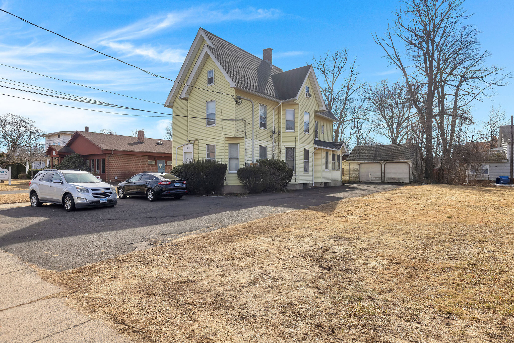 122 W Main St, Plainville, CT for Sale