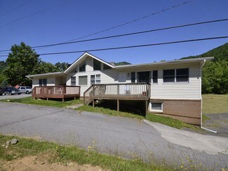 Waynesville, NC Apartments - 953 Jonathan Creek Rd