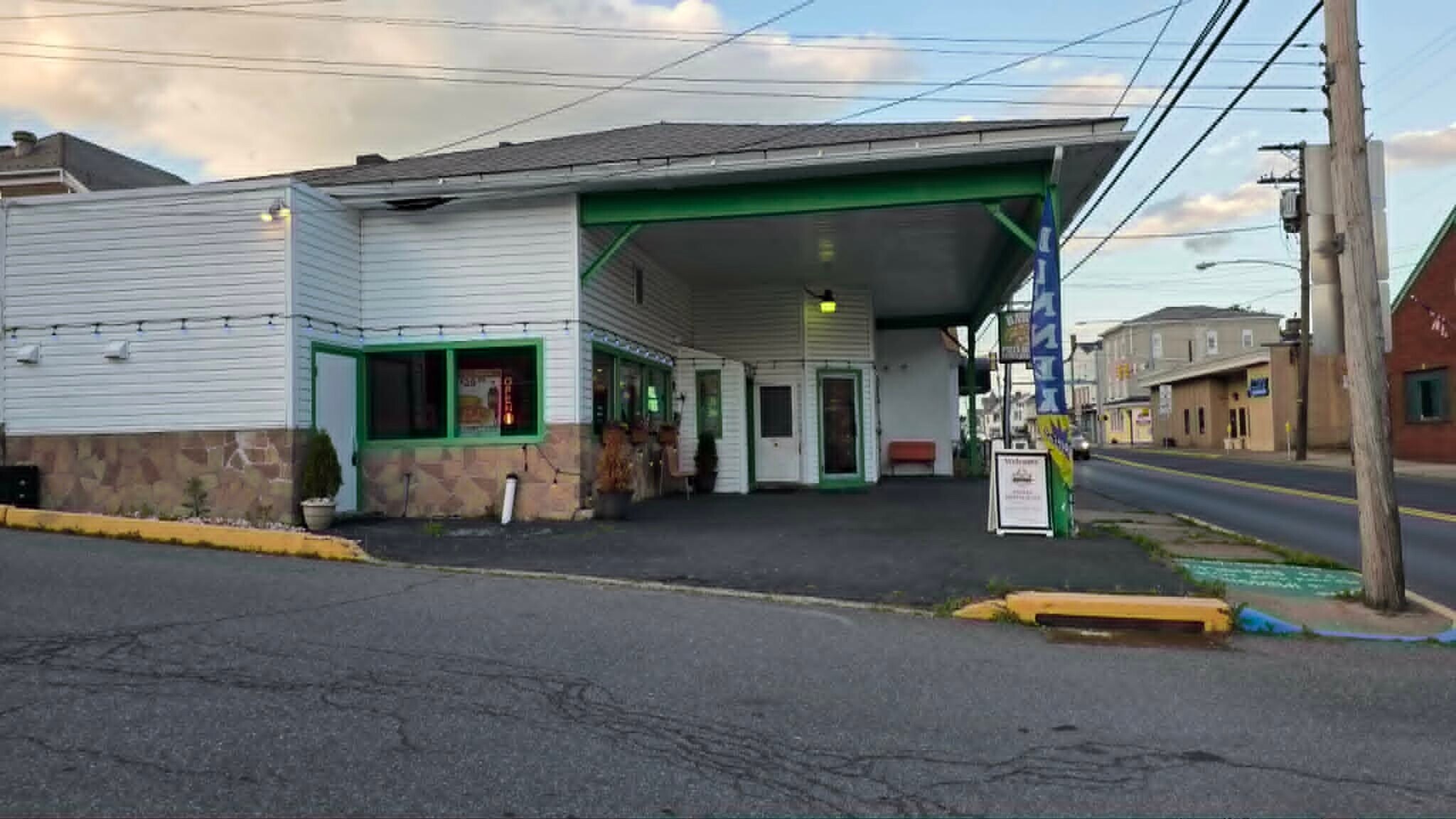11 West Pennsylvania Ave, Pen Argyl, PA for Sale