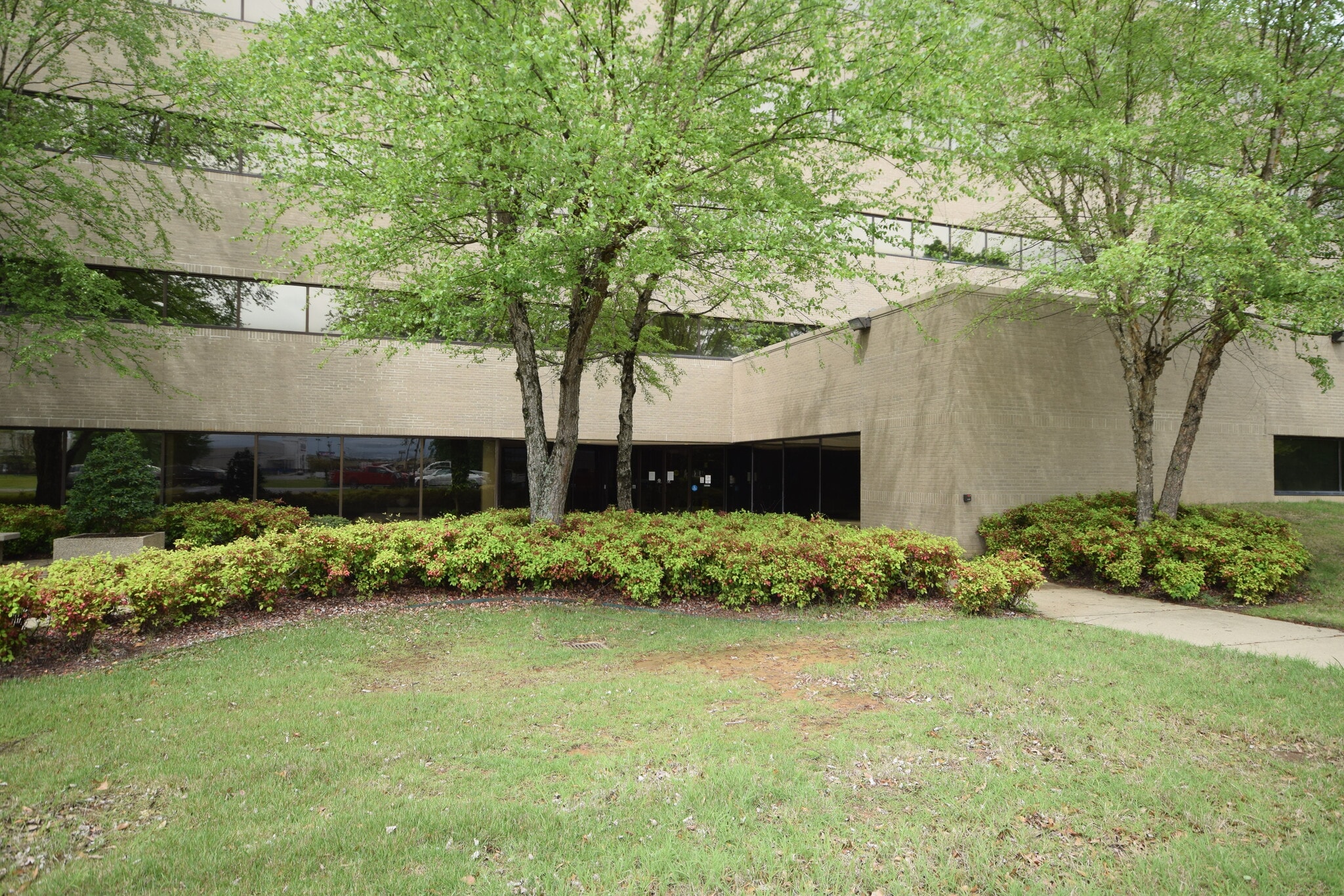 2402 Wildwood Ave, North Little Rock, AR for Rent