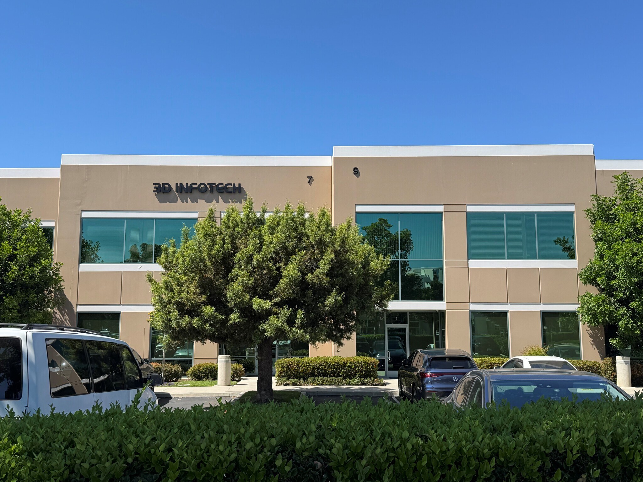 5-11 Hubble Dr, Irvine, CA for Sale