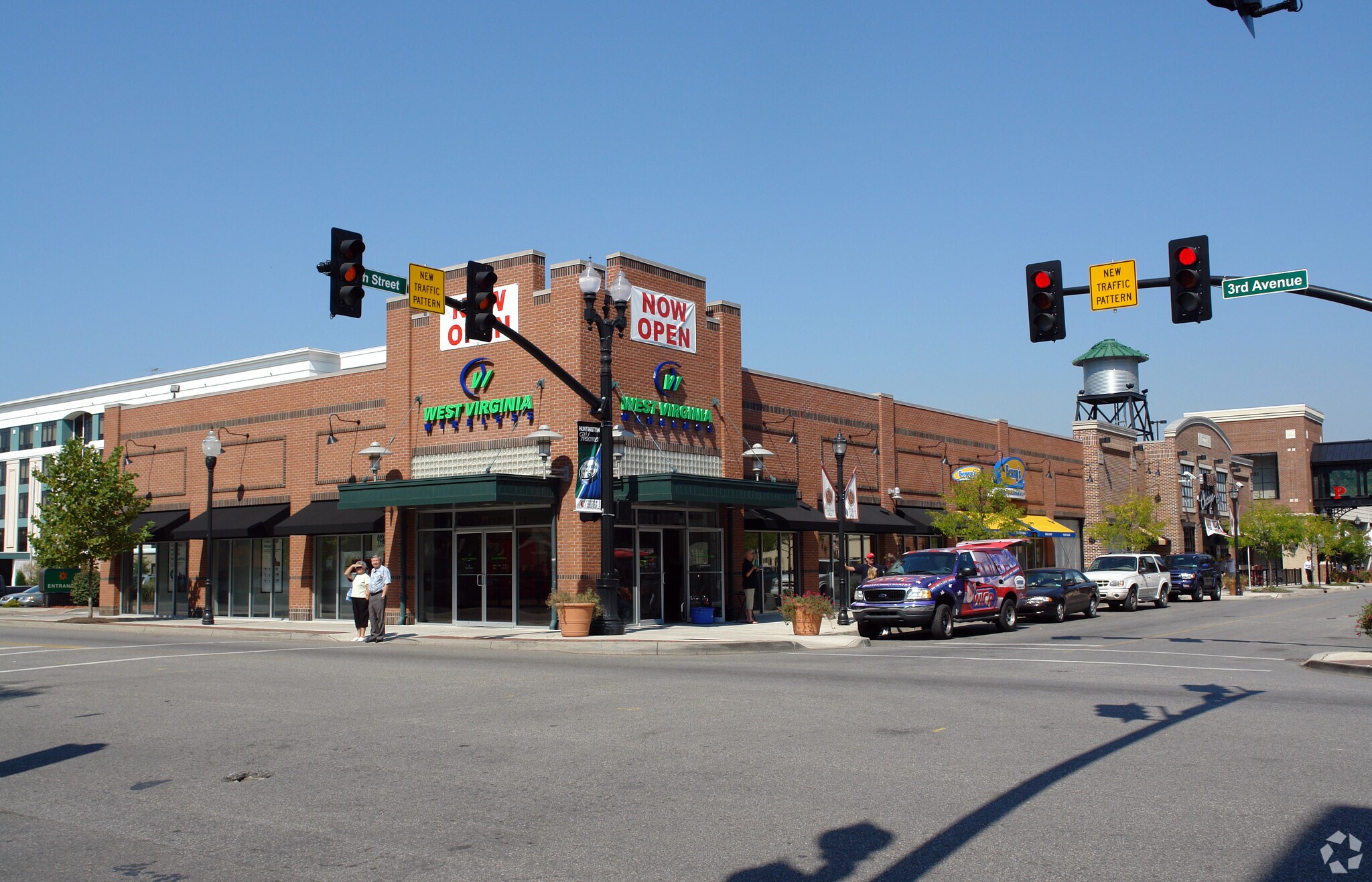 220 Ninth Ave, Huntington, WV for Rent