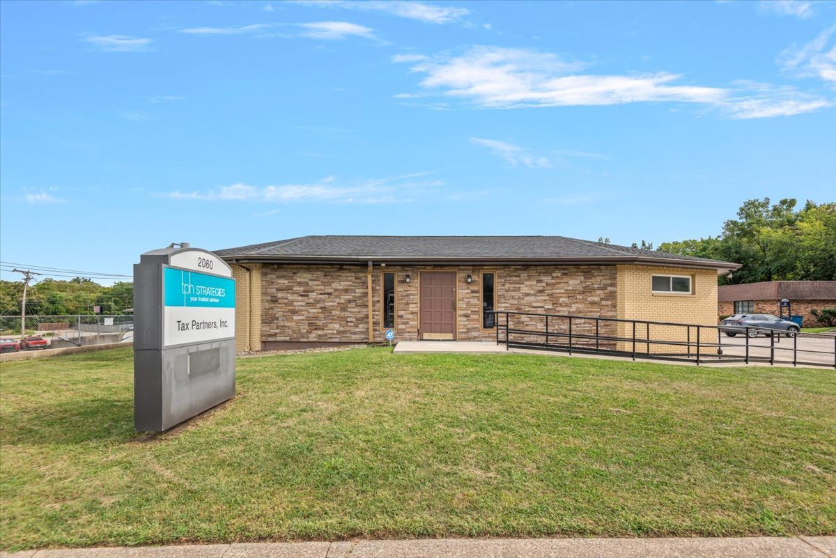 2060 W Monroe St, Springfield, IL for Sale