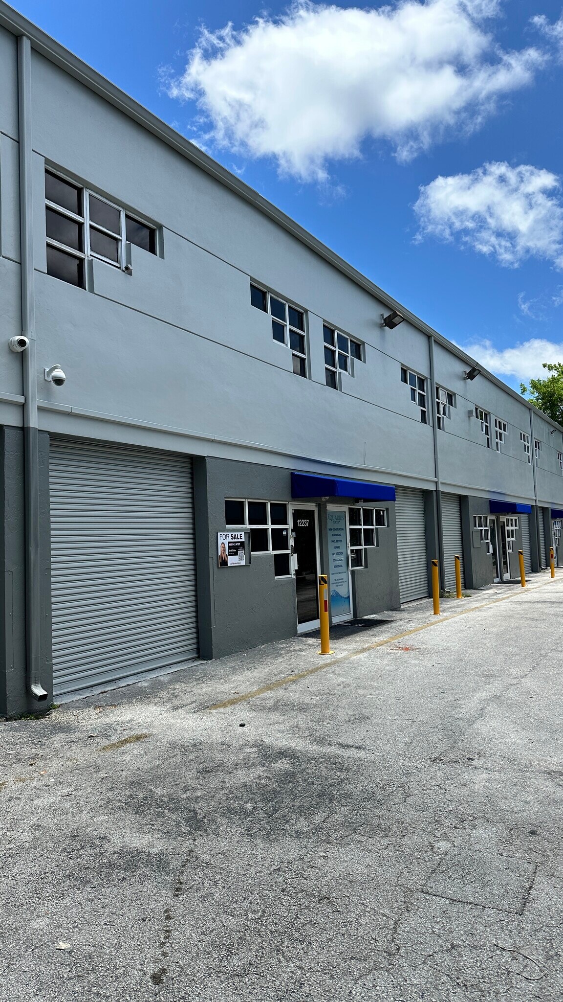 12235 SW 129th Ct Miami, FL 33186 Industrial Property for Lease on