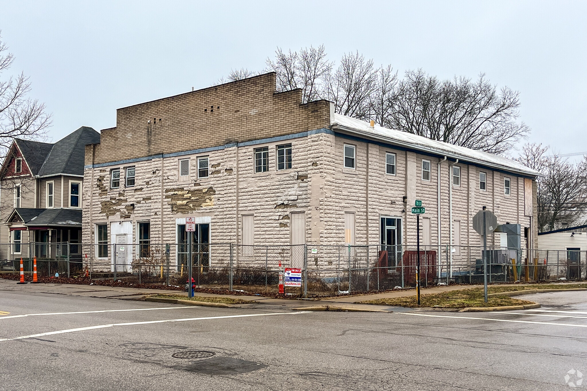 303 S Main St, Marysville, OH for Sale