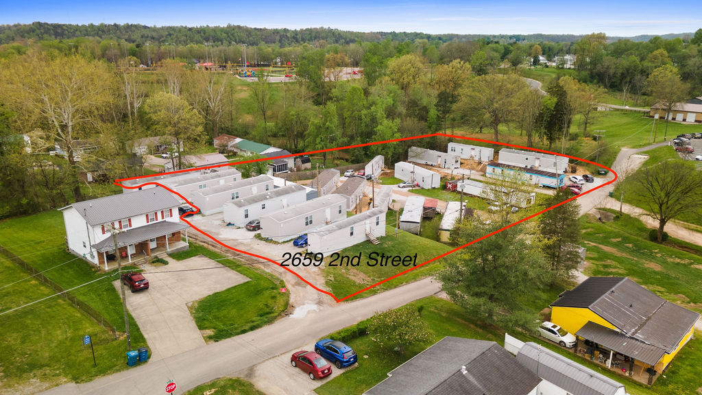 2659 2nd St, Hurricane, WV for Sale