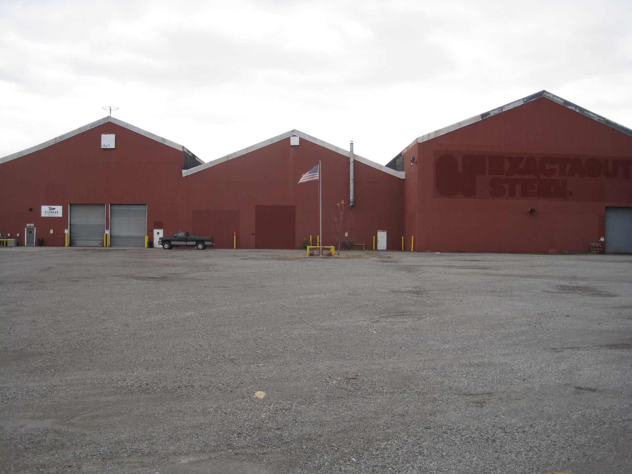 1260 N Main St Niles, OH 44446 Industrial Property for Sale on
