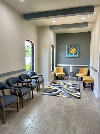 McKinney, TX Office/Medical - 1740 W Virginia St