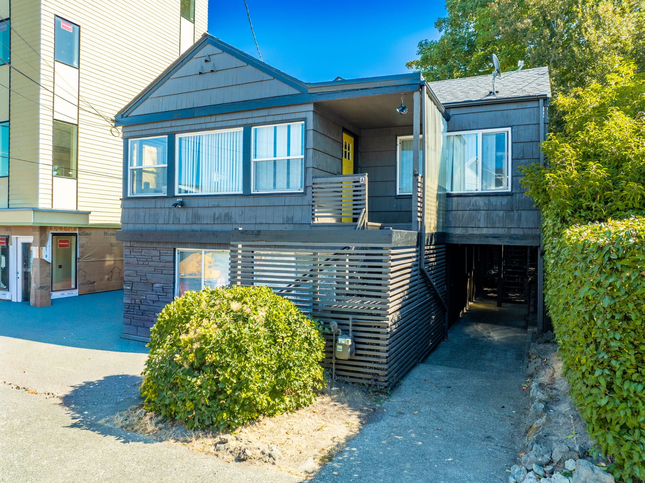 2630 58th Ave SW, Seattle, WA for Sale
