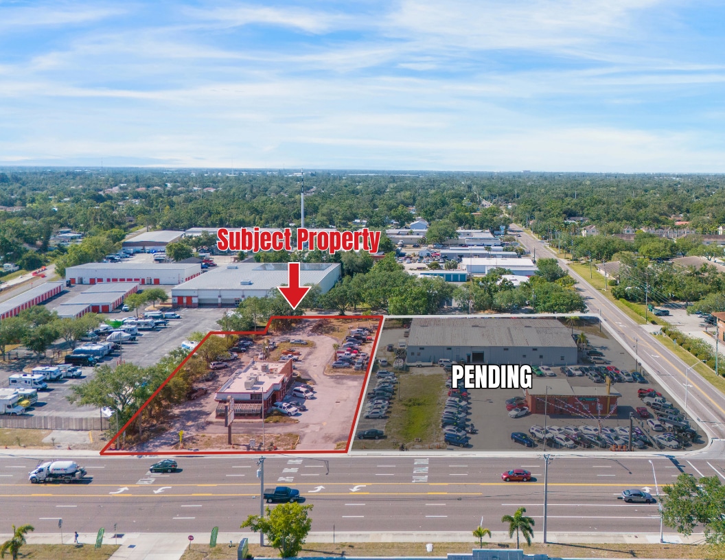 4020 Bee Ridge Rd, Sarasota, FL for Sale