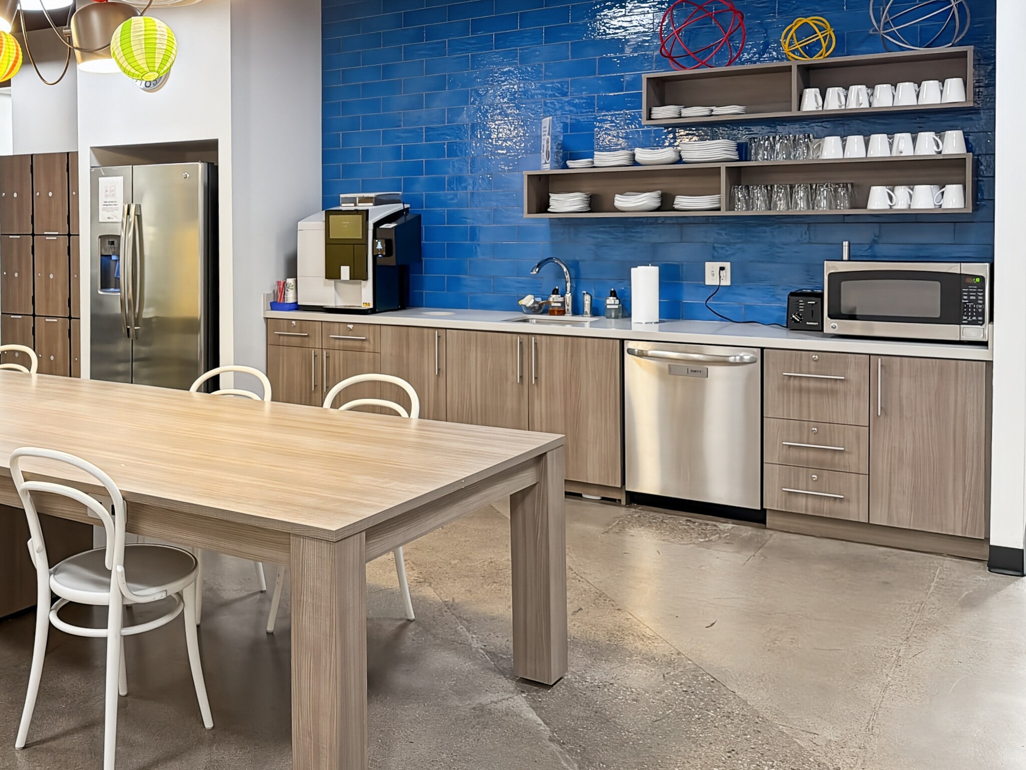 7301 N 16th St, Phoenix, AZ for Rent