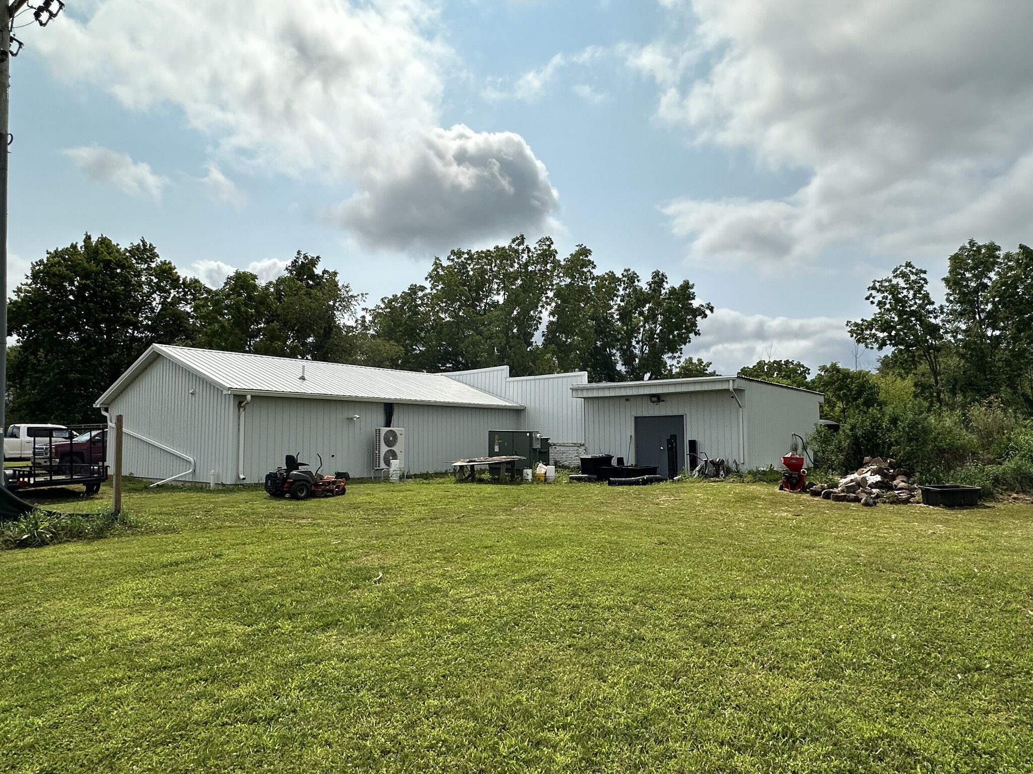 1003 N Elm St, Tekonsha, MI for Sale