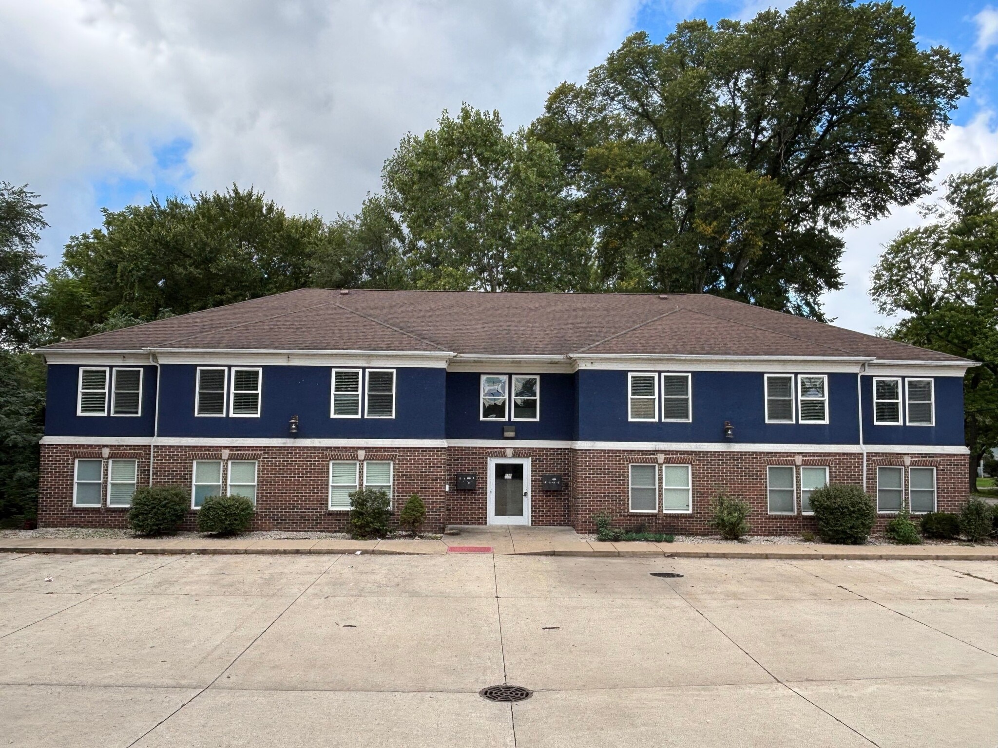 118 Rhodes St, South Bend, IN for Sale
