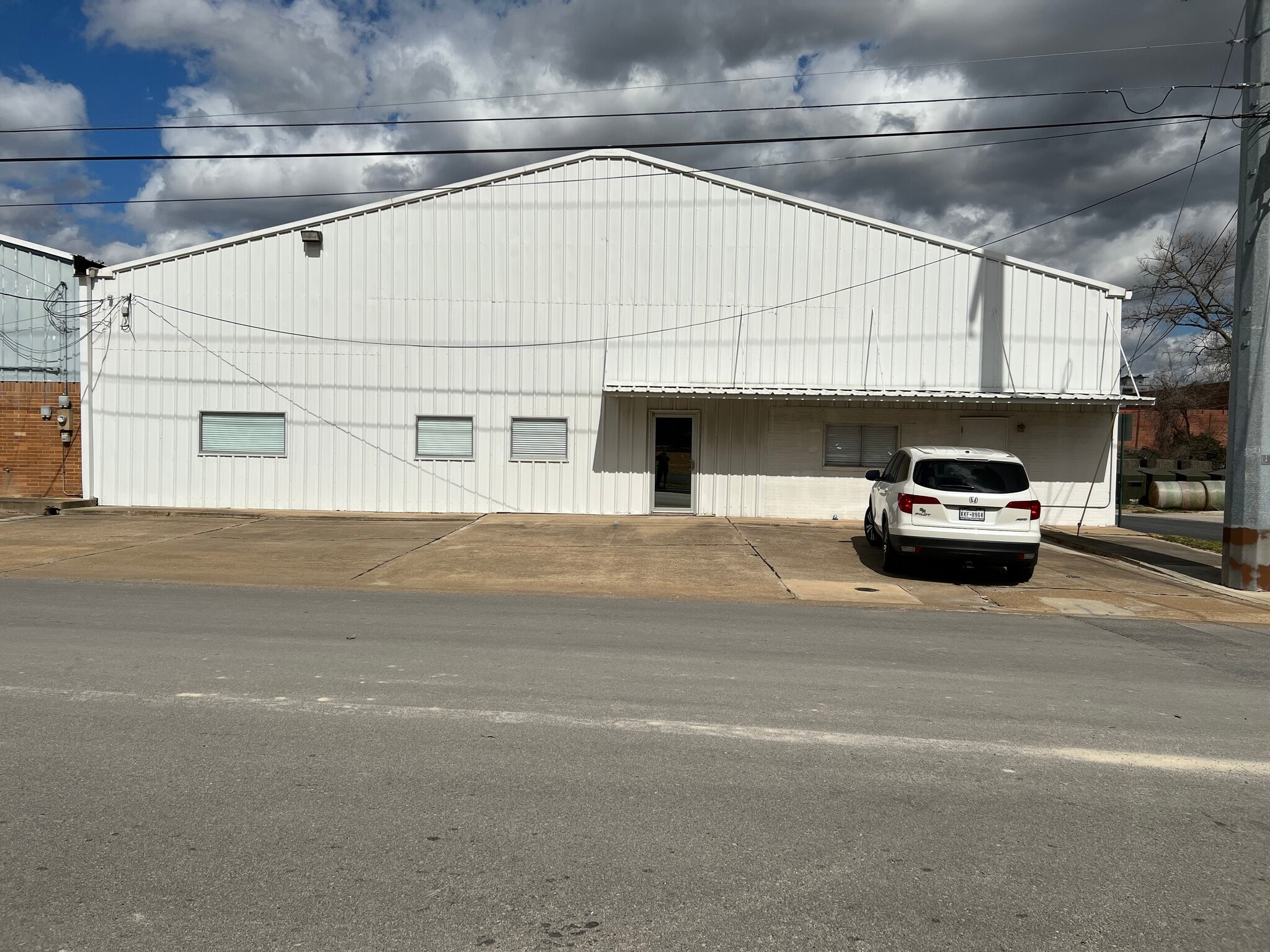 912 15th St, Huntsville, TX for Rent