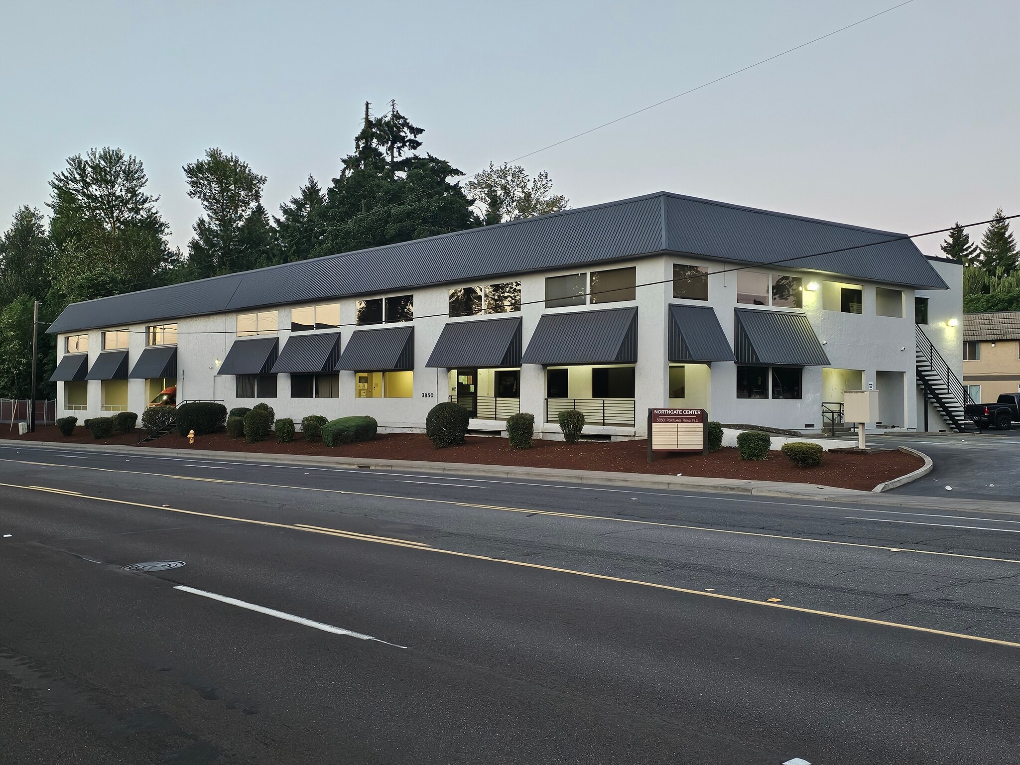 3850 Portland Rd NE, Salem, OR for Sale