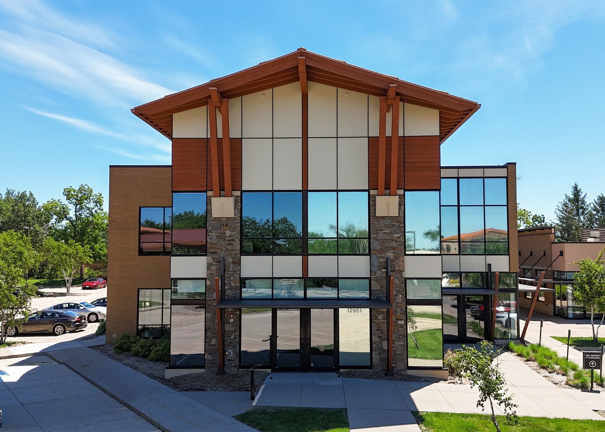 12951 University Ave, Clive, IA for Rent