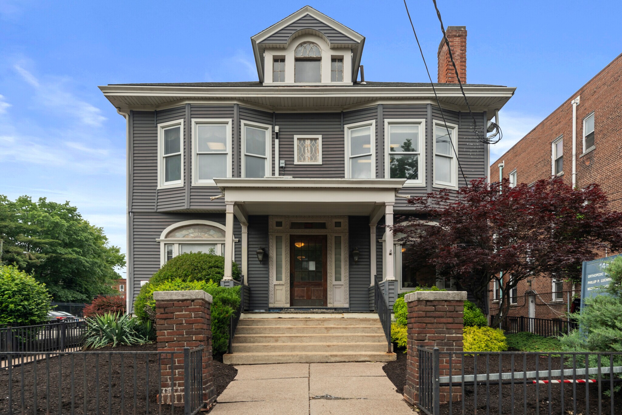 1481 Chapel St, New Haven, CT for Sale