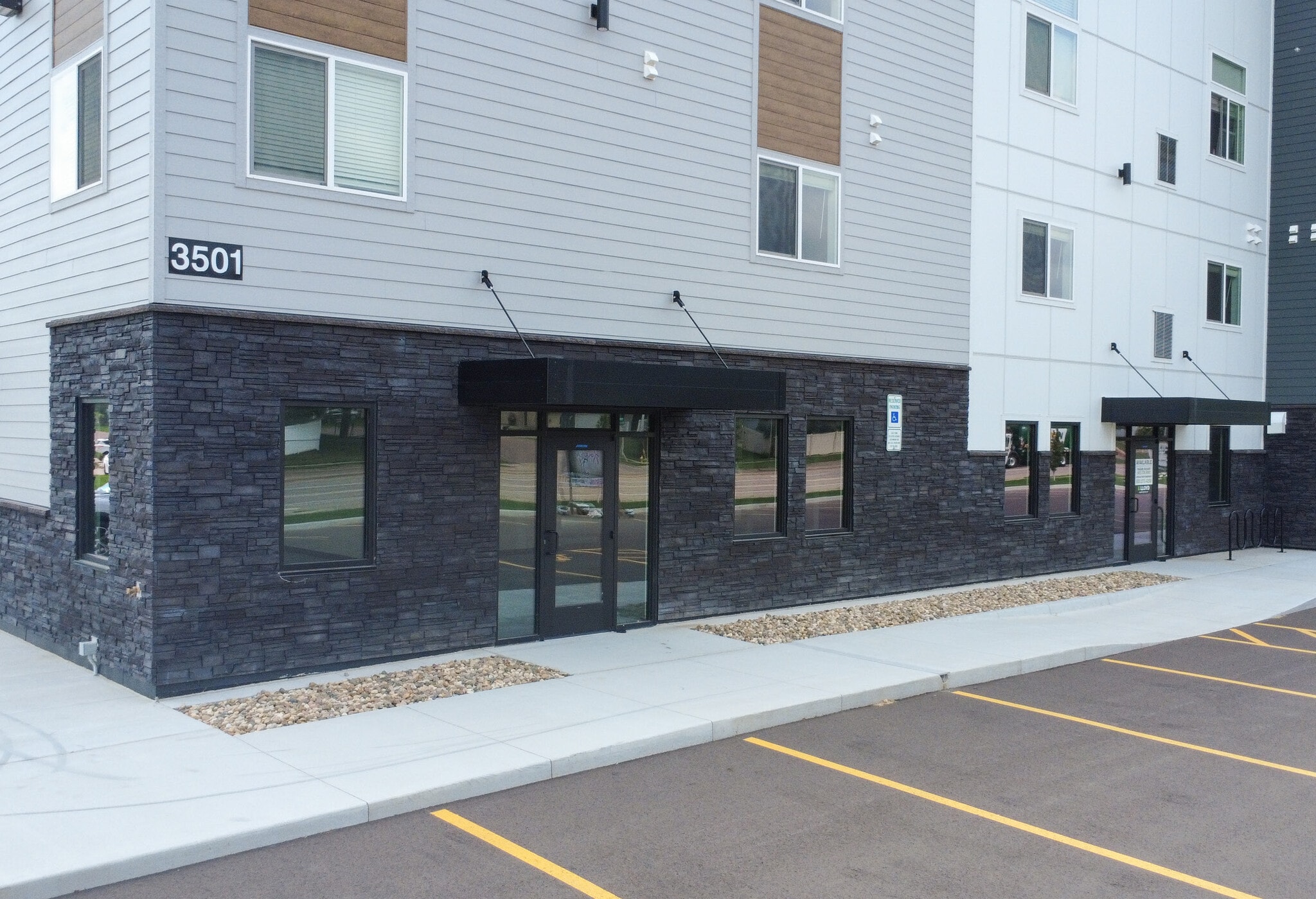 5025 S Bahnson Ave, Sioux Falls, SD for Rent