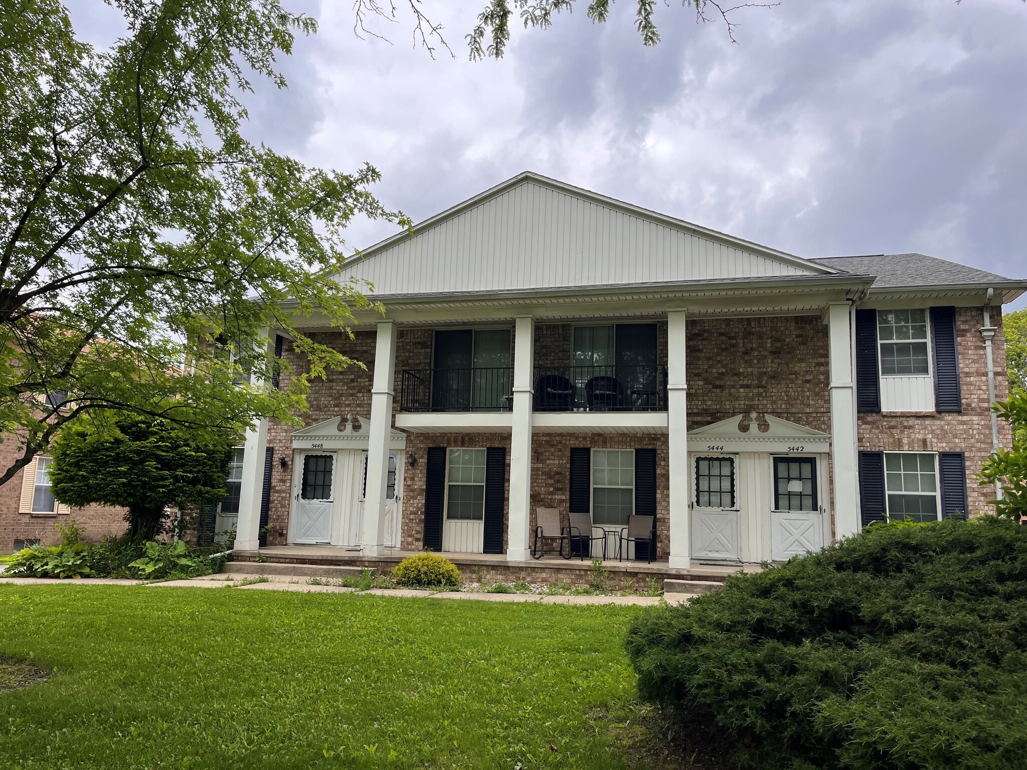 5450 Glenridge Dr, Toledo, OH for Sale
