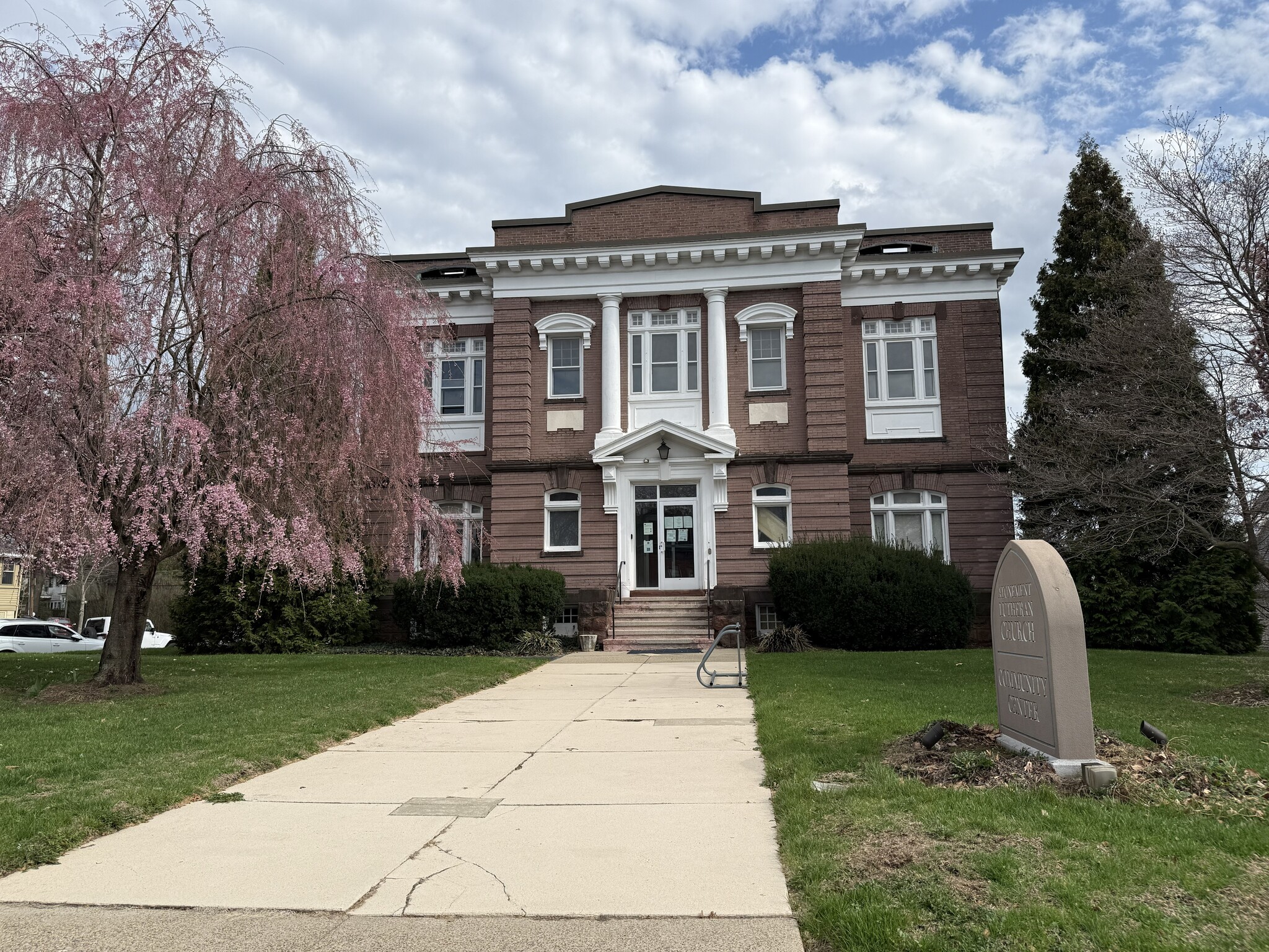 5 Wyomissing Blvd, Wyomissing, PA for Sale