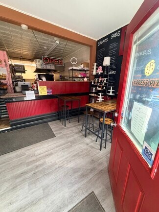 Bedford, MA Retail - 65 Loomis St