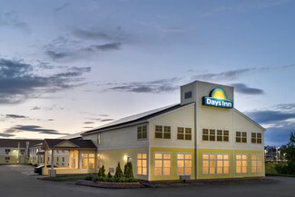 South Portland, ME Hospitality - 461 Maine Mall Rd