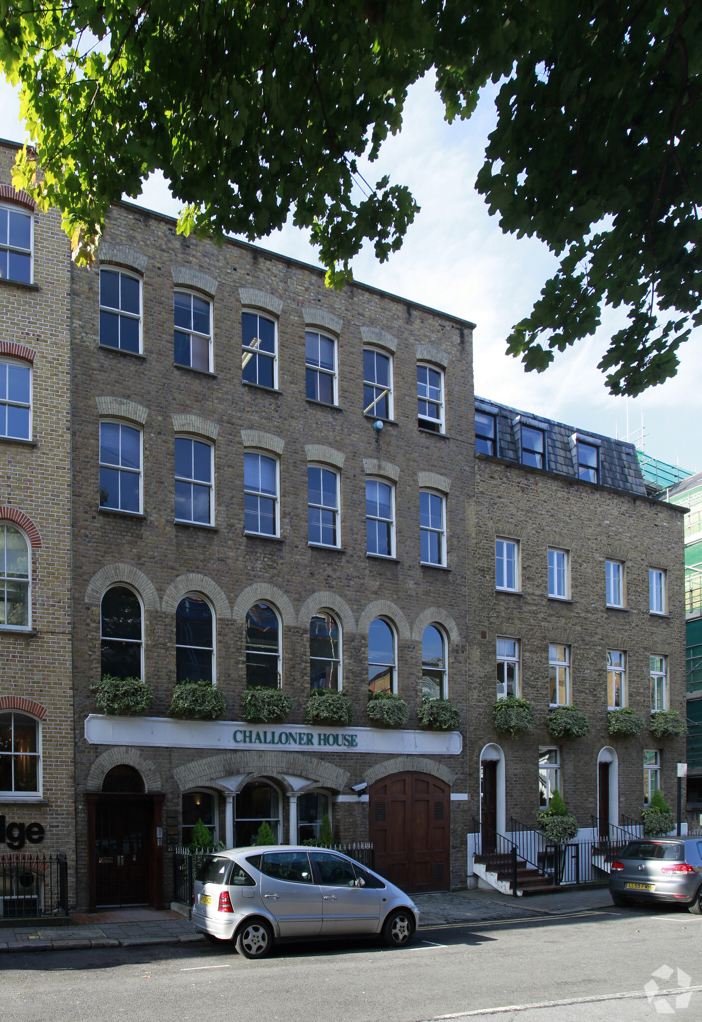 19-23 Clerkenwell Clos, London, LND for Rent