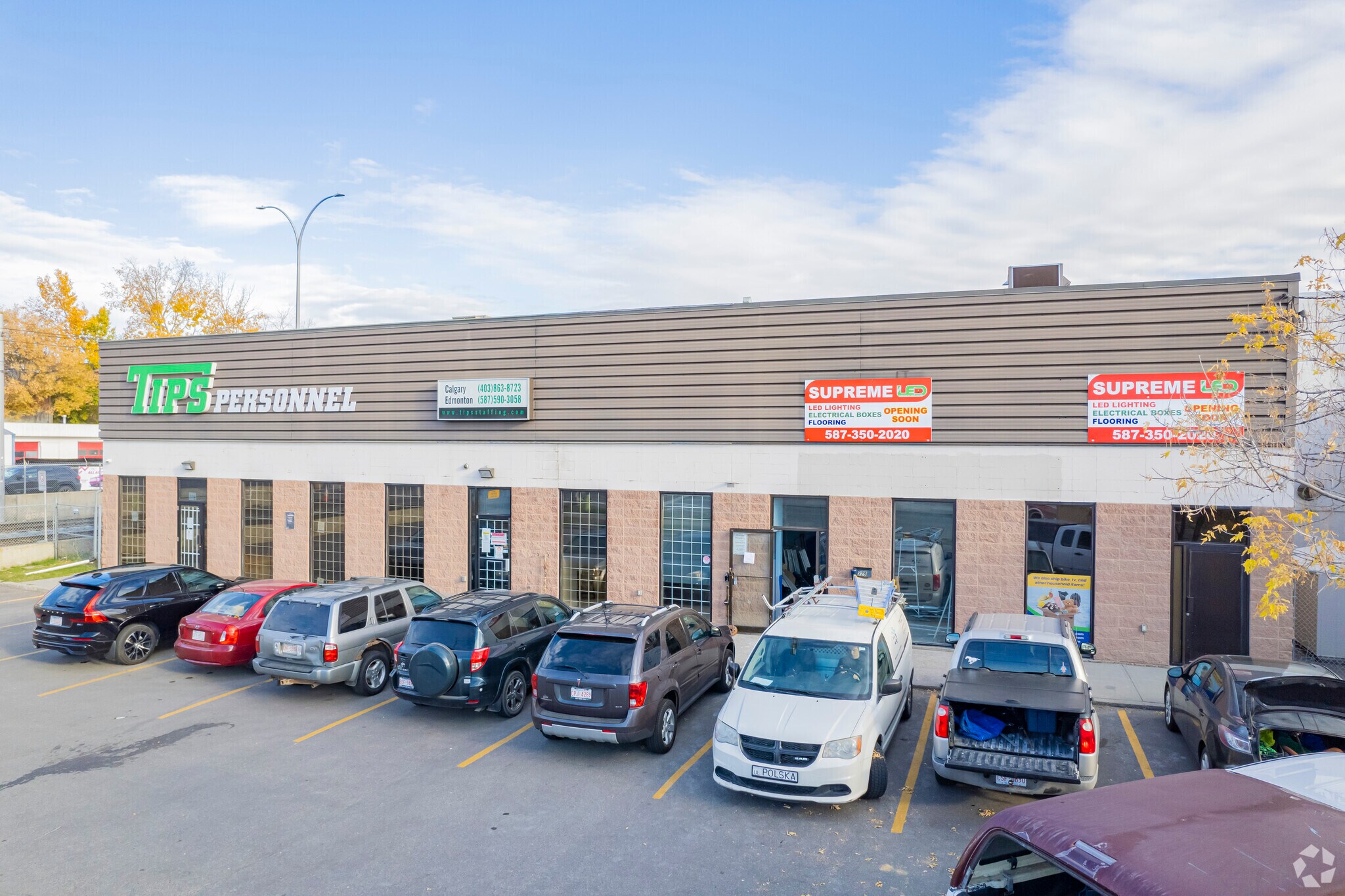 324-328 39 Av SE, Calgary, AB for Rent