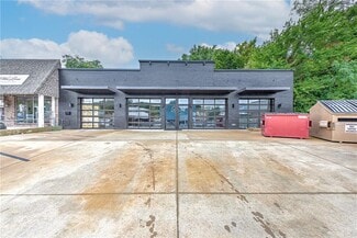 Fayetteville, AR Storefront - 427 N College Ave