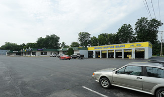 Schenectady, NY Retail - 1702 Chrisler Ave