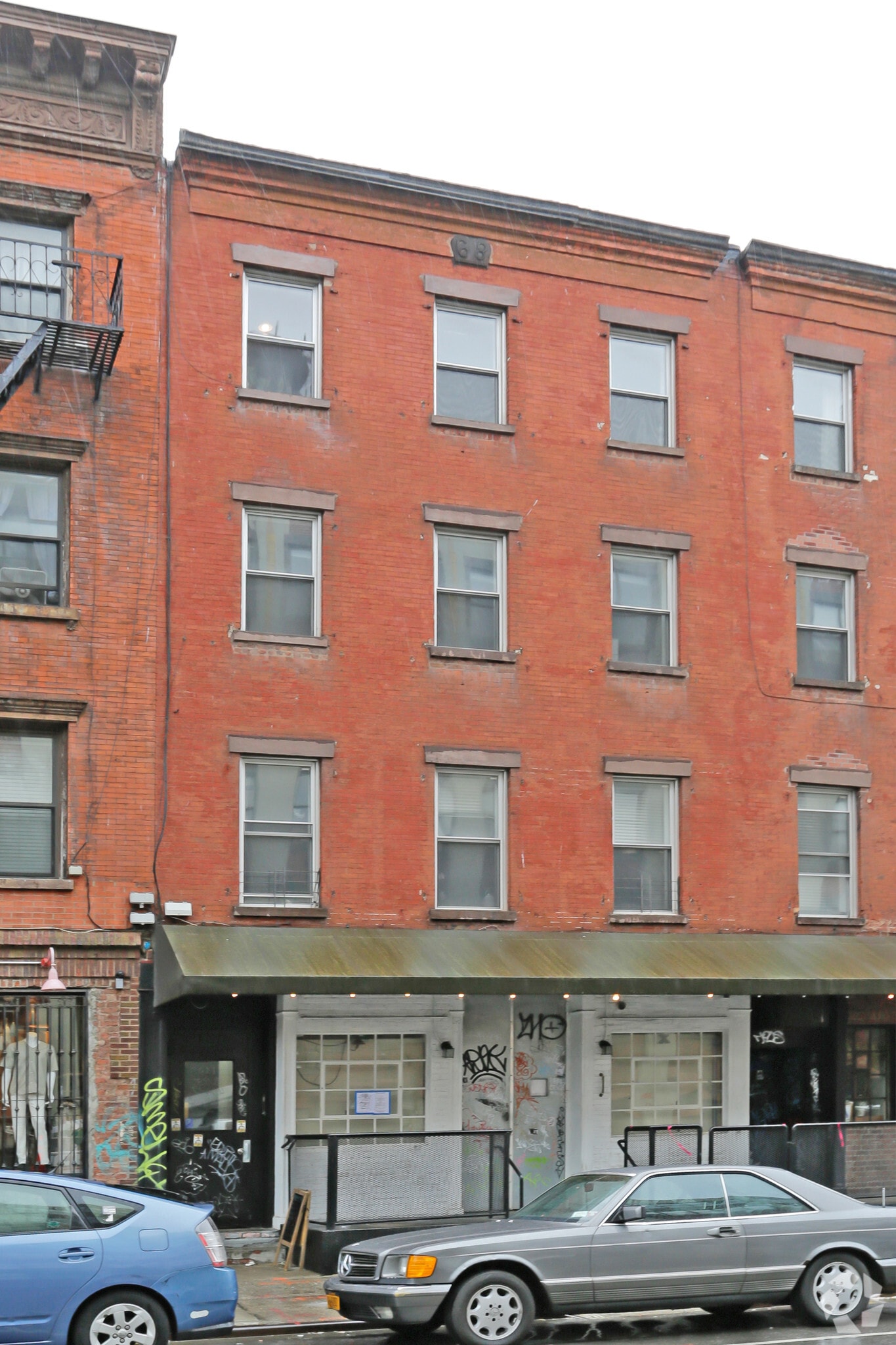 68 Greenpoint Ave, Brooklyn, NY for Rent