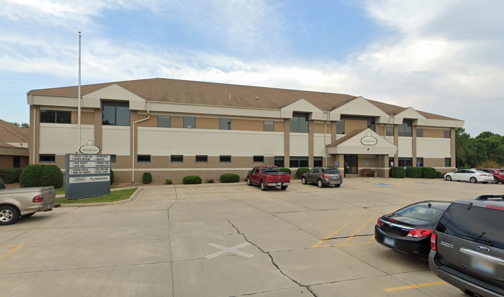 757 S State St, Fairmont, MN for Rent