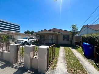 Miami, FL undefined - 2752 SW 3rd St
