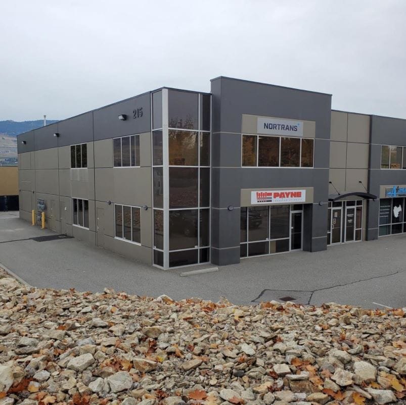215 Neave Rd, Kelowna, BC for Rent