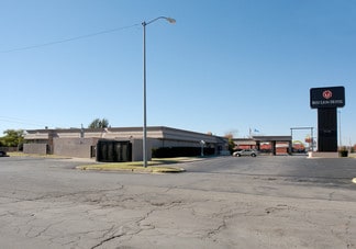 Lawton, OK Hospitality - 3134 NW Cache Rd