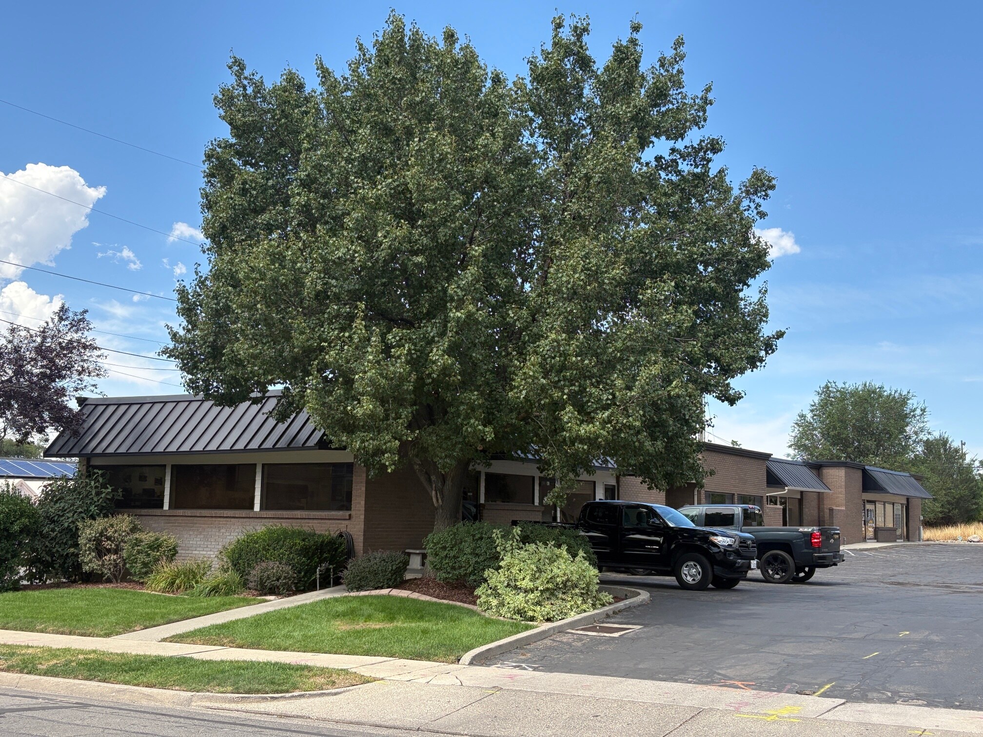 937-949 Pioneer, Draper, UT for Rent