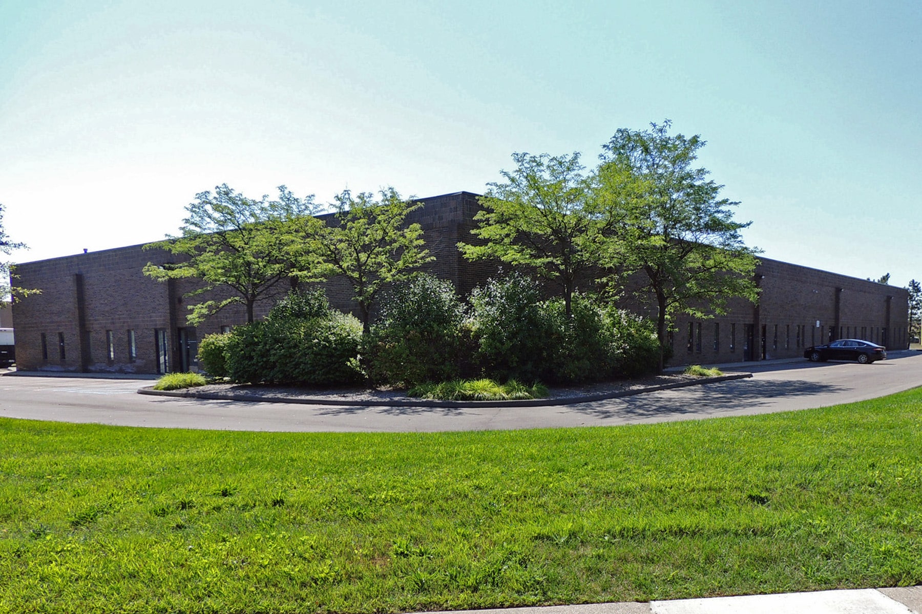 21300-21314 Hilltop Rd, Southfield, MI for Rent