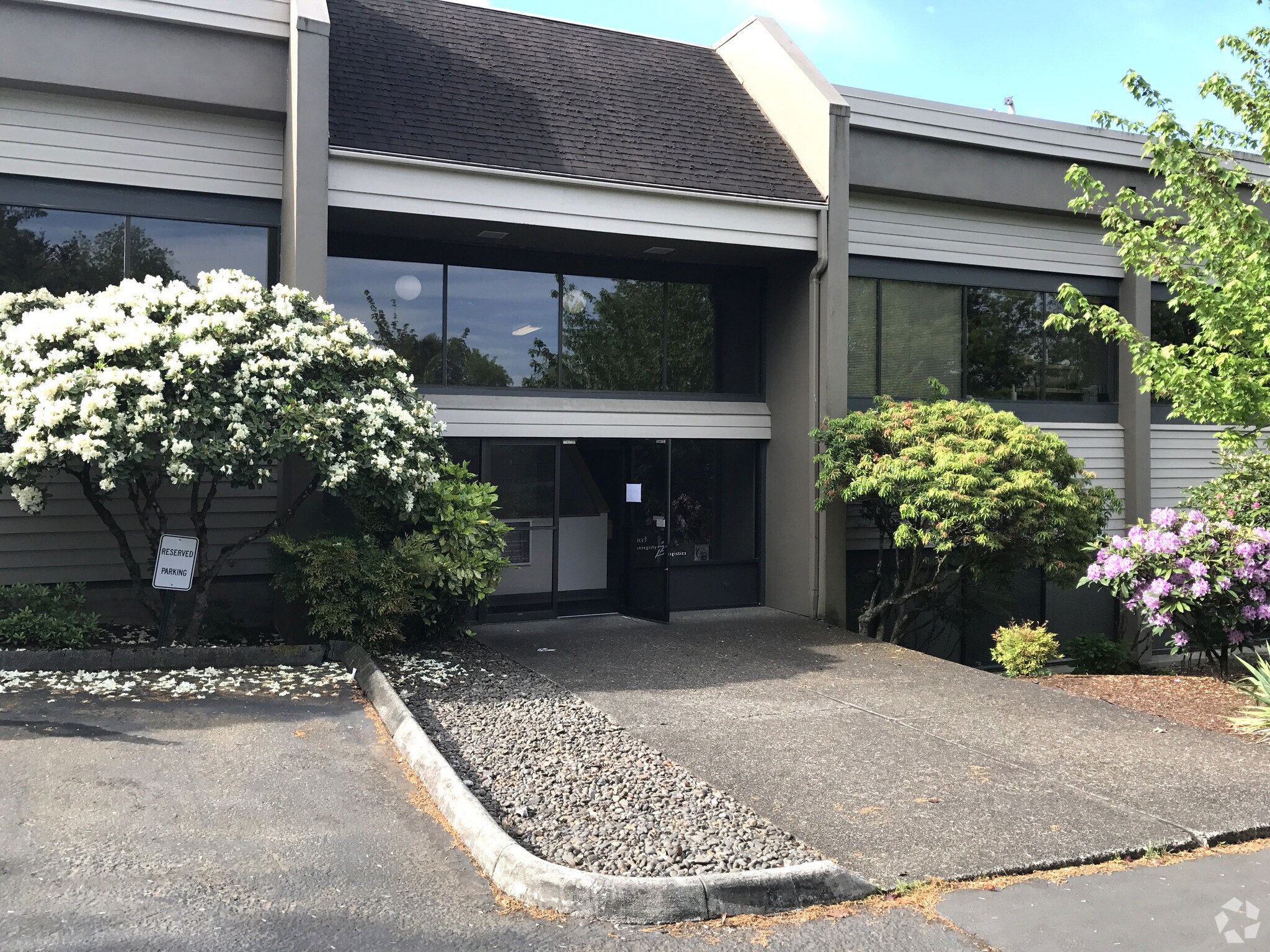 25260 SW Parkway Ave, Wilsonville, OR for Sale