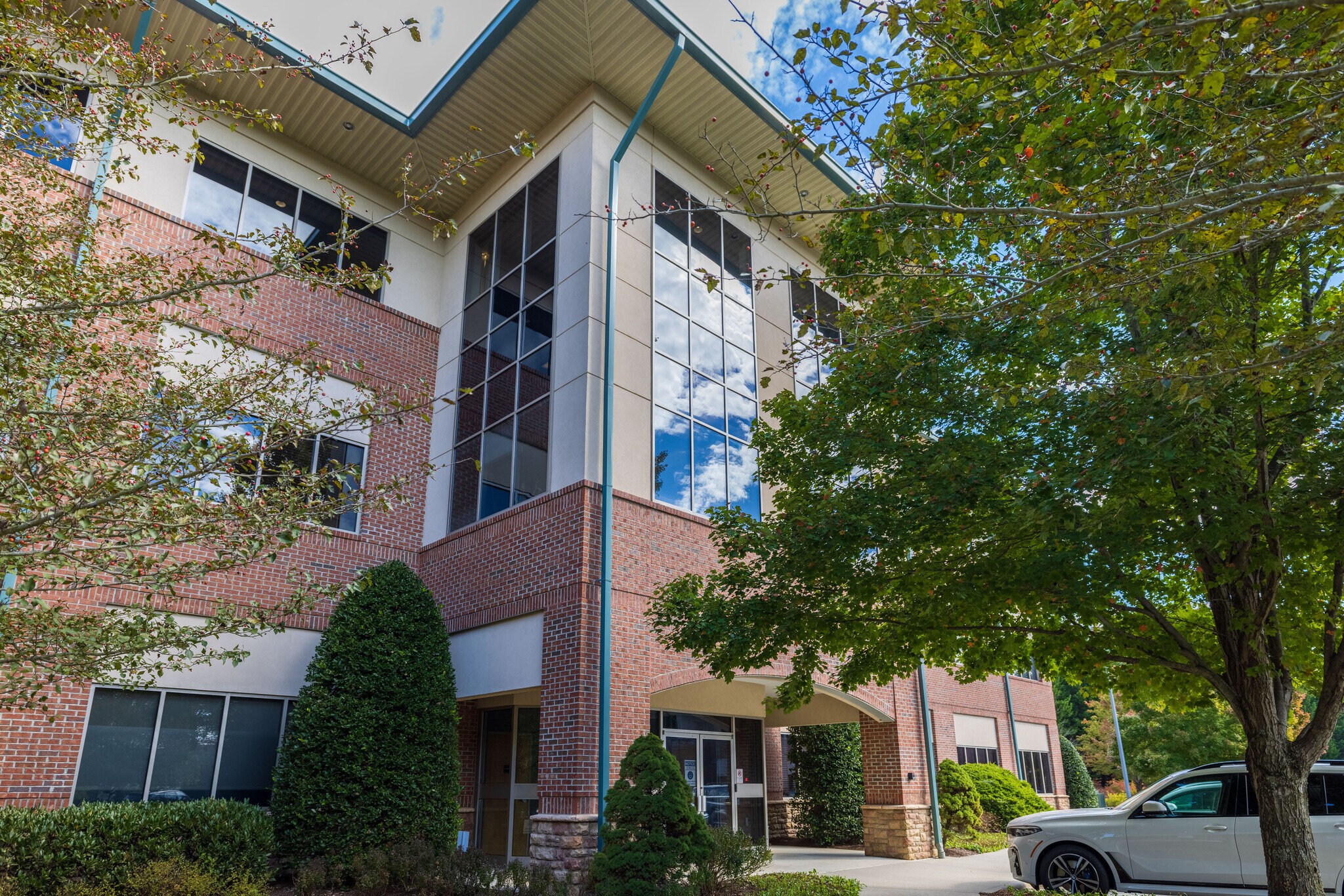 76 Peachtree Rd, Asheville, NC for Rent