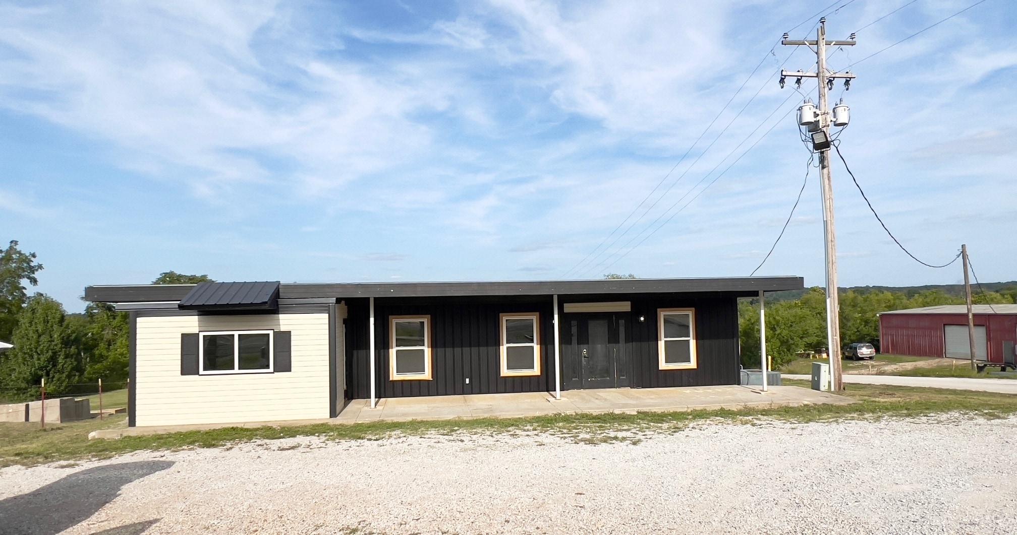 1172 N Gaskill St, Huntsville, AR for Sale