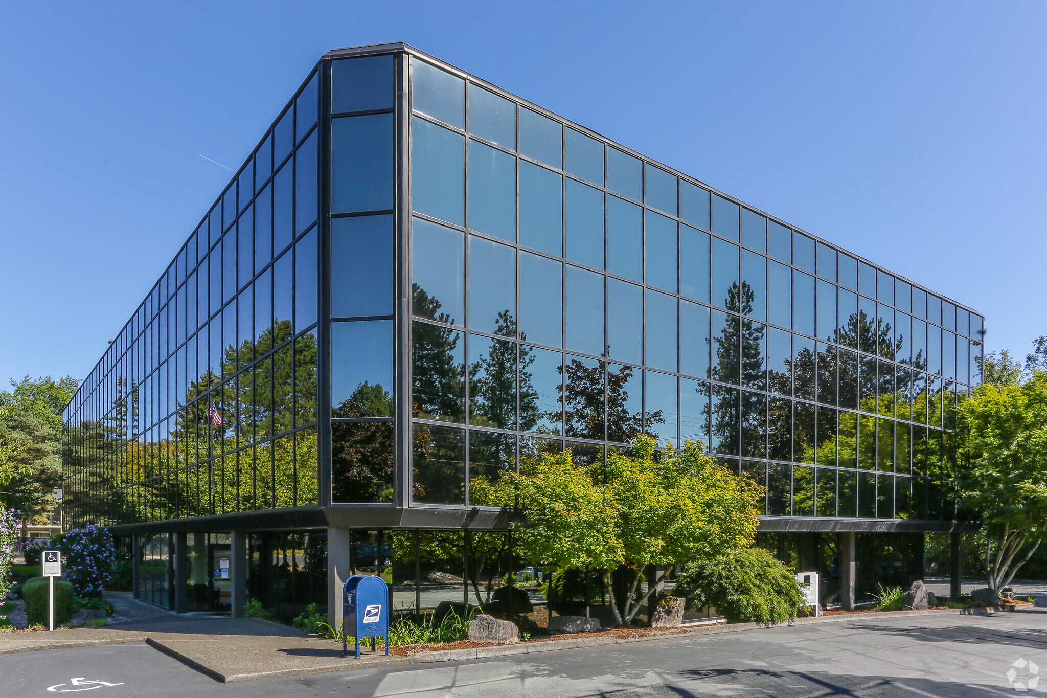 6600 SW 92nd Ave, Portland, OR for Rent