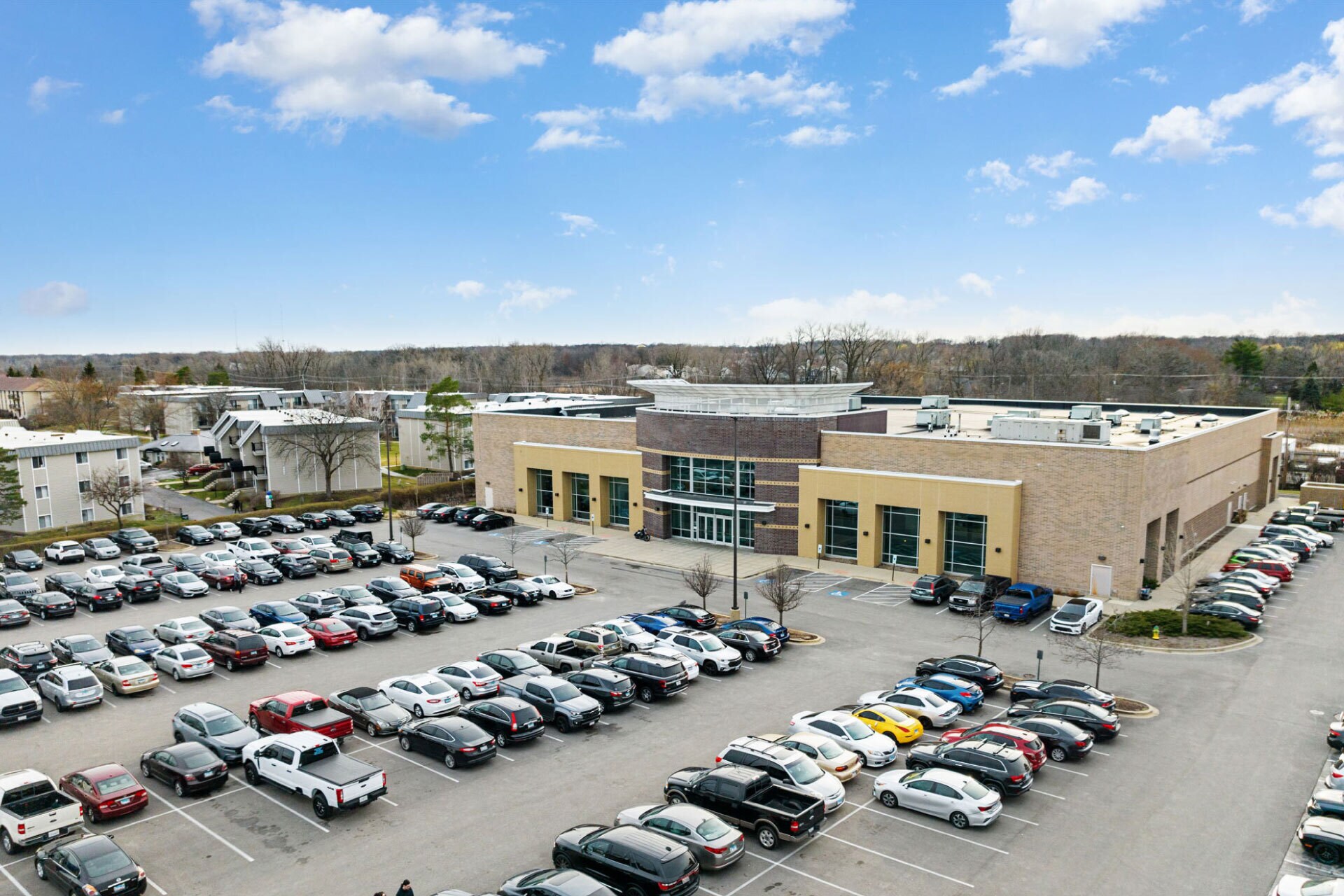 452 Lakehurst Rd, Waukegan, IL for Sale