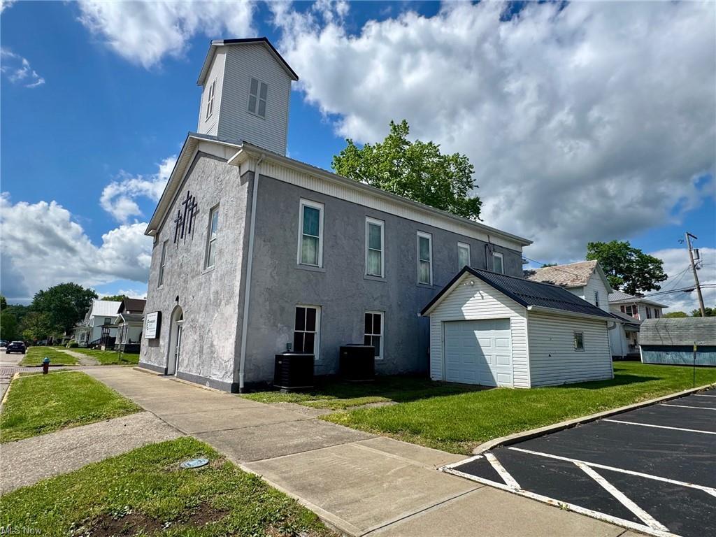 73 S 9th St, Mcconnelsville, OH for Sale