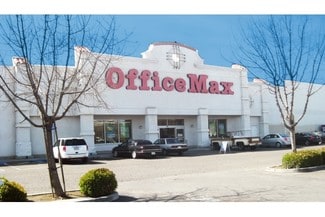 Porterville, CA Retail - 1260 W Henderson Ave