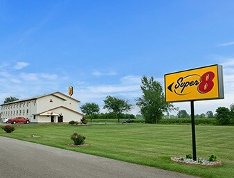 4848 Towne Centre Rd, Saginaw, MI for Sale