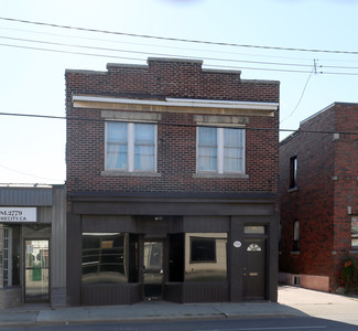 Hamilton, ON Storefront Retail/Residential - 772 Barton St E