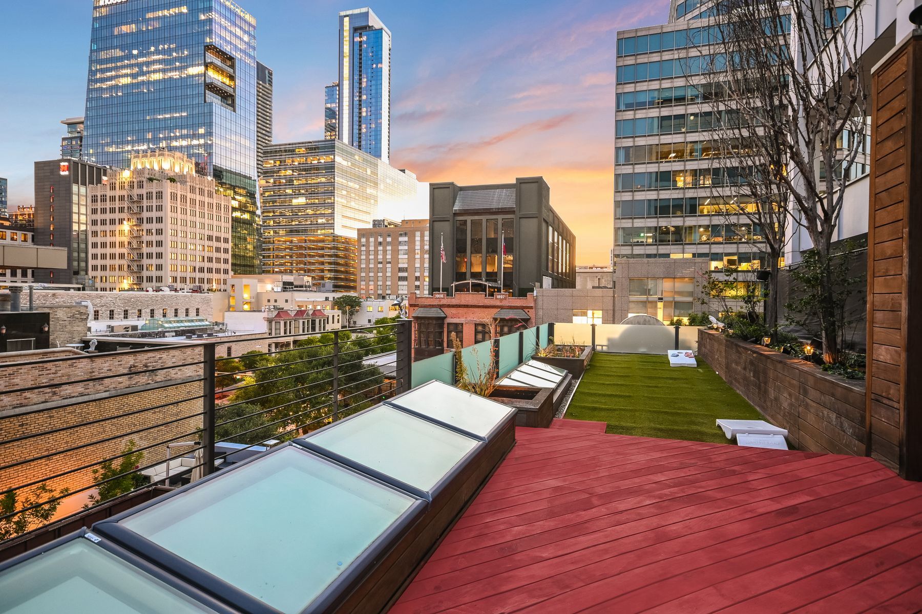 811 Congress Ave, Austin, TX for Sale