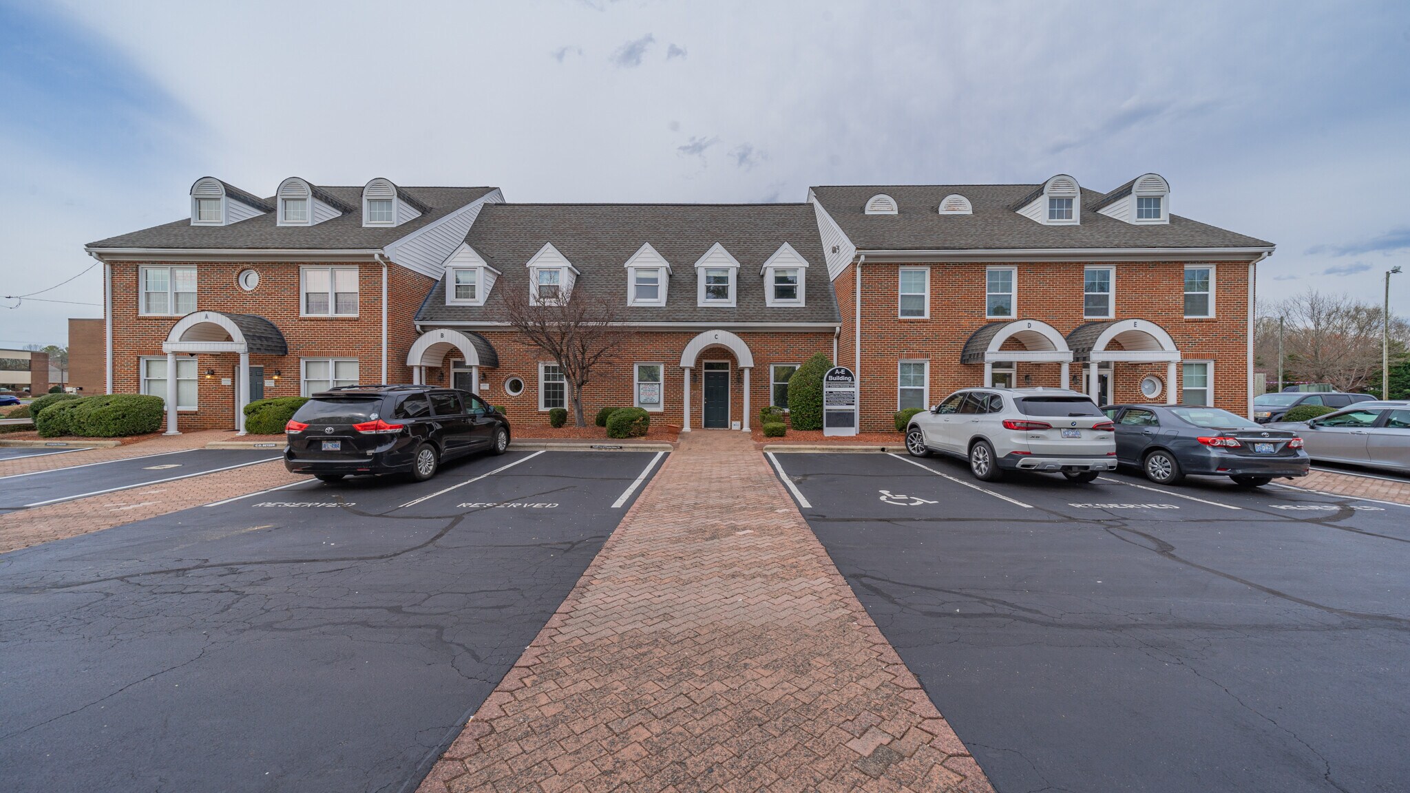 1365 Westgate Center Dr, Winston-Salem, NC for Rent