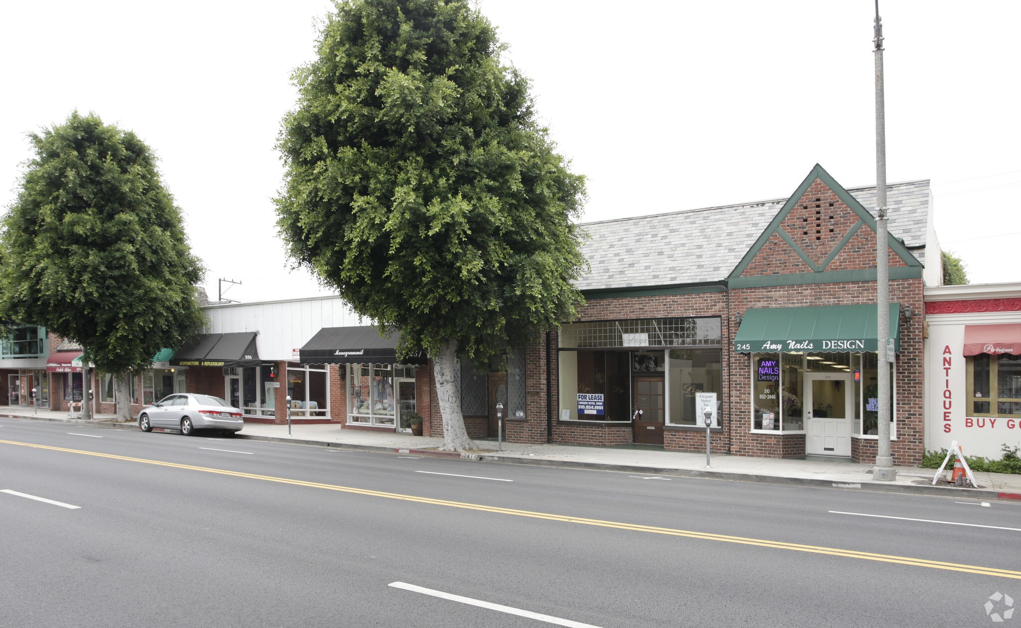 245-251 S Robertson Blvd, Beverly Hills, CA for Rent