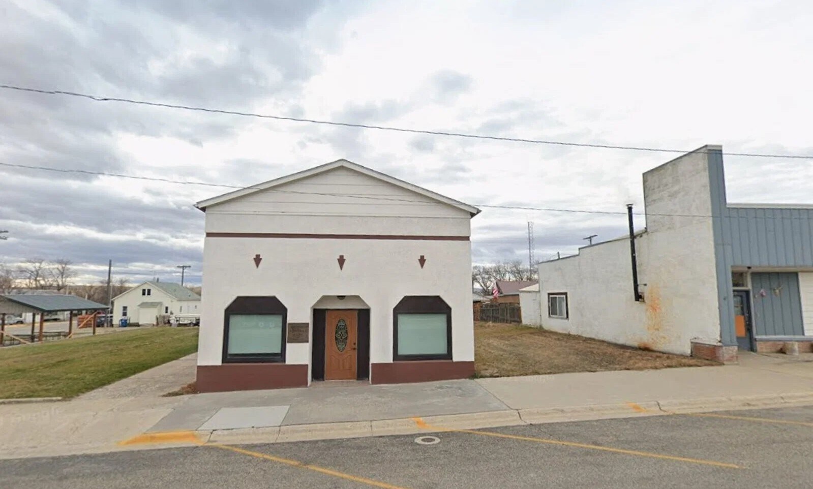 211 Central Ave N, Harlowton, MT for Sale